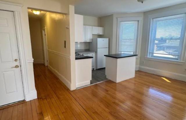 277 Harvard St - 277 Harvard Street, Cambridge, MA 02139