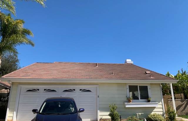 Moorpark 3 Bedroom Single Story with Private Backyard photos photos