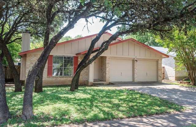 South Austin Single Story Home - Move In Ready! - 7805 Croftwood Drive, Austin, TX 78749