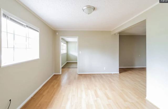 3 Bedroom Home Roebuck/Huffman - 316 Pine Street, Birmingham, AL 35215