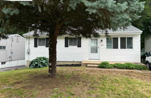 154 Elbring Dr - 154 Elbring Drive, Hazelwood, MO 63135