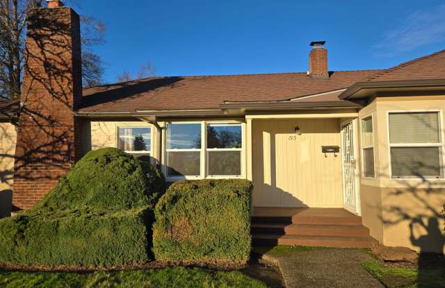 Cozy 2 bedroom Duplex Near Willamette U. photos photos Cozy 2 bedroom Duplex Near Willamette U. photos photos
