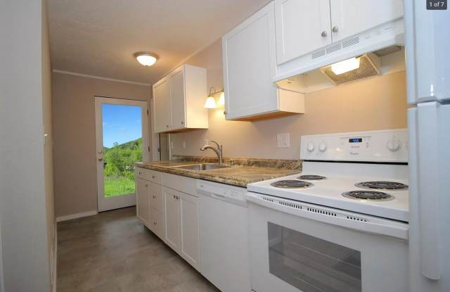 Duplex All Utilities Included in Arden photos photos Duplex All Utilities Included in Arden photos photos