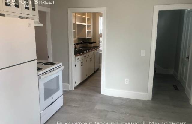 Charming Single Family Home for Rent in Riverside! Gallery 3