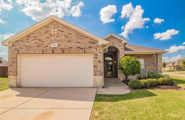 812 Olive Court - 812 Olive Court, Burleson, TX 76028