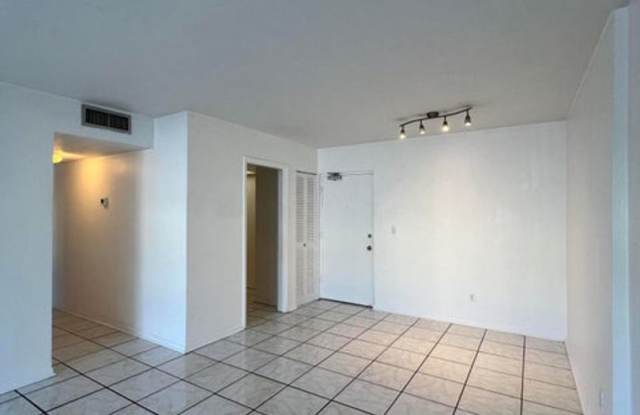 CC Condo Gallery 4