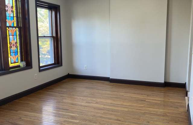106 William Street Gallery 2