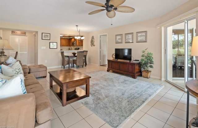 5635 Turtle Bay DR Gallery 2