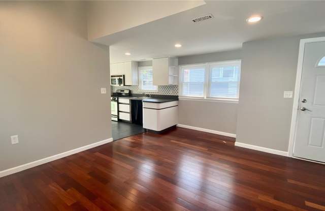450 S Fulton Avenue Gallery 4