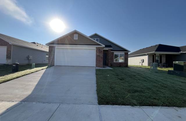 2611 E Meramec St - 2611 East Meramec Street, Washington County, AR 72701