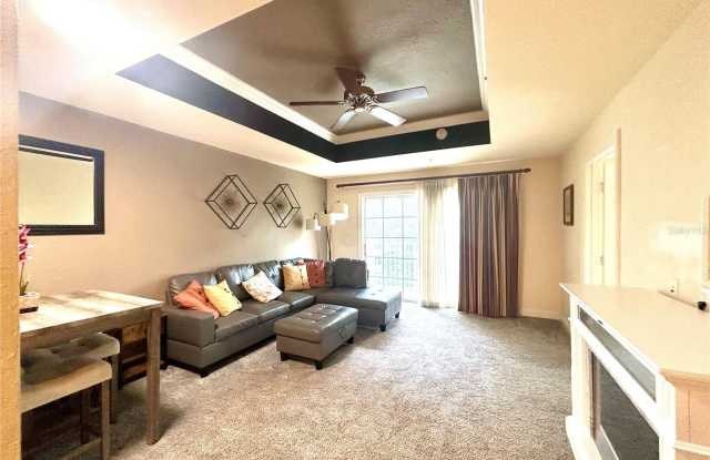 1310 SEVEN EAGLES Court Gallery 3