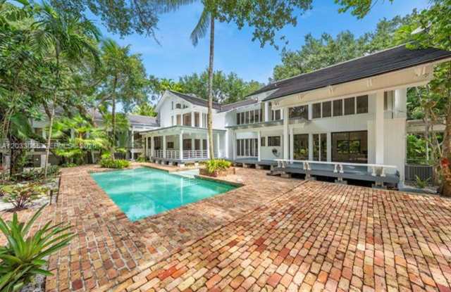 5600 Oakwood Ln # 5600, Coral Gables, FL 33156 Gallery 4