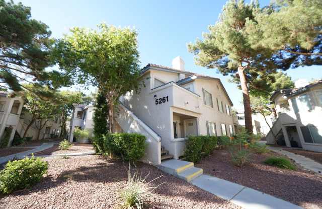 SHOWINGS AVAILABLE NOW photos photos