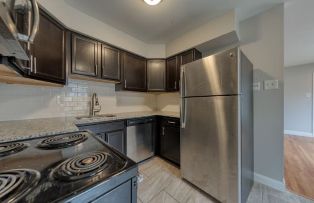 933 Brookside Avenue - A - 933 Brookside Avenue, Webster Groves, MO 63119