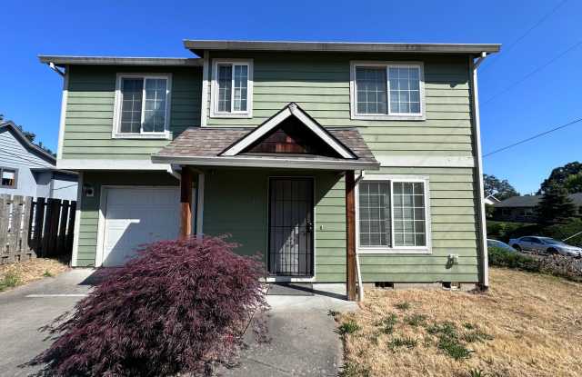 Stunning Spacious Duplex near Fairview Village! photos photos