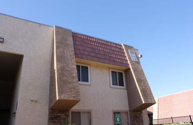 GUARD GATE COMMUNITY, 3 BEDROOM, 1.75 BATHROOM WITH COMMUNITY POOL, SPA  TENNIS COURT photos photos