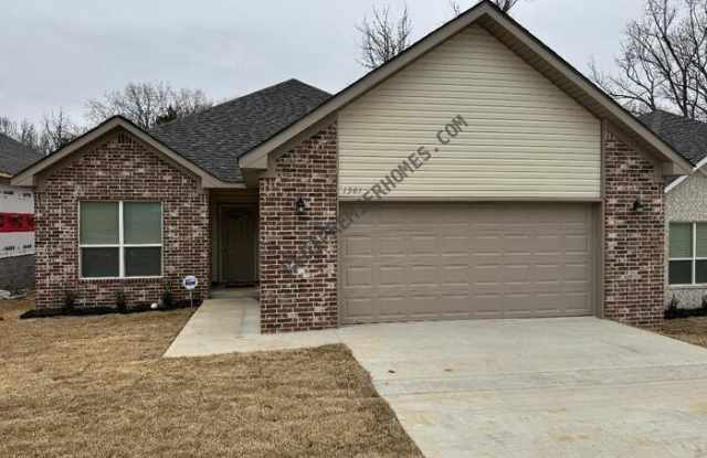 1301 Lee Mac Drive - 1301 Lee Mac Drive, Jacksonville, AR 72076