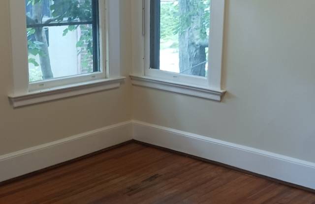126 Edwards Street Gallery 1