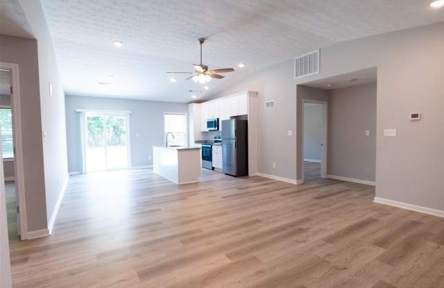 675 Denver Lane Gallery 2