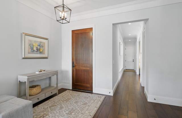 9170 Marsh Island Drive Gallery 4