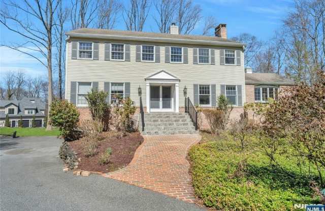 181 Upper Saddle River Road photos photos