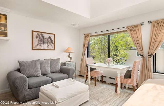 725 E Main Street unit: #305 photos photos 725 E Main Street unit: #305 photos photos