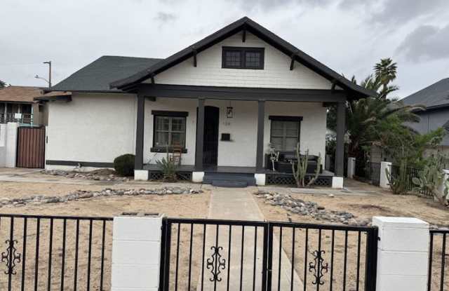 136 North 11th Avenue photos photos 136 North 11th Avenue photos photos