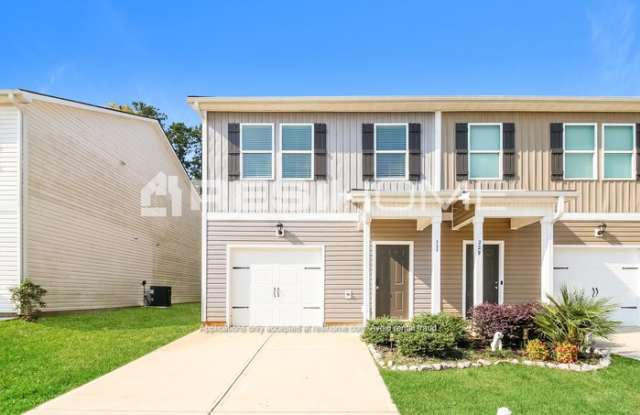 451 Oakwood Drive Northwest - 451 Oakwood Drive Northwest, Baldwin County, GA 31061