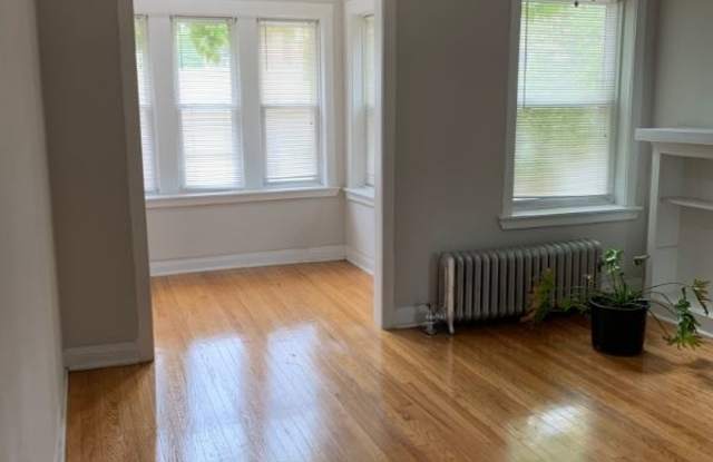 6409 N Newgard Ave Gallery 2