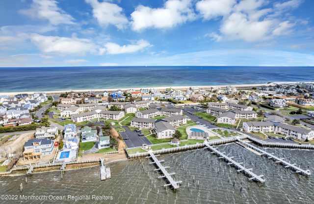 113 Wharfside Drive photos photos