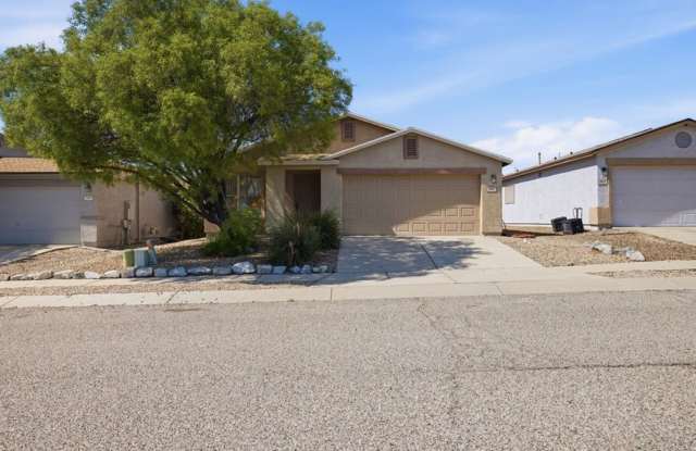 Spacious 4-Bedroom Home with Modern Features & Large Backyard! Gallery 3