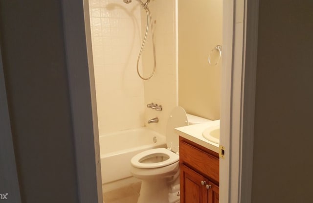 4484 Melissa Ct W - 4484 Melissa Court West, Jacksonville, FL 32210
