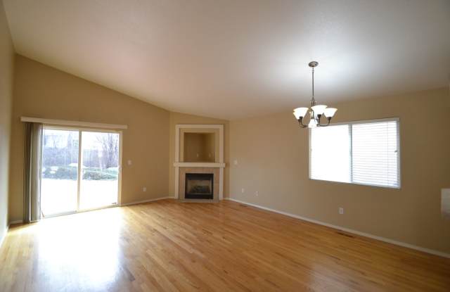 4 Bedroom Ranch Style Home with A/C Gallery 4