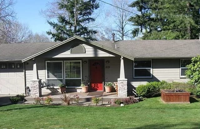 239 152nd Pl SE - 239 152nd Place Southeast, Bellevue, WA 98007