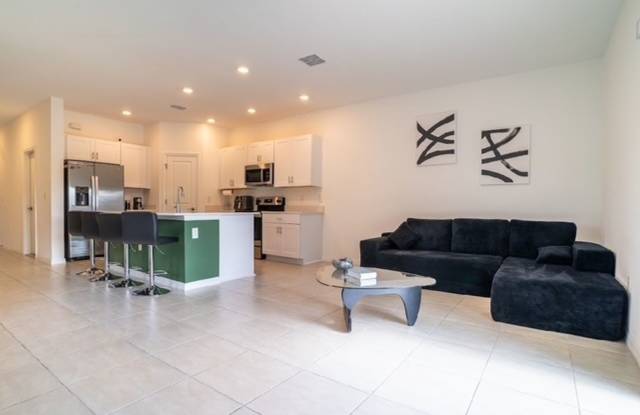 Charming 3BR House in Davenport photos photos