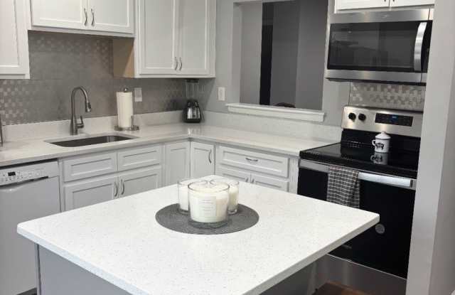 8619 CIPRIANO SPRINGS Court Gallery 3