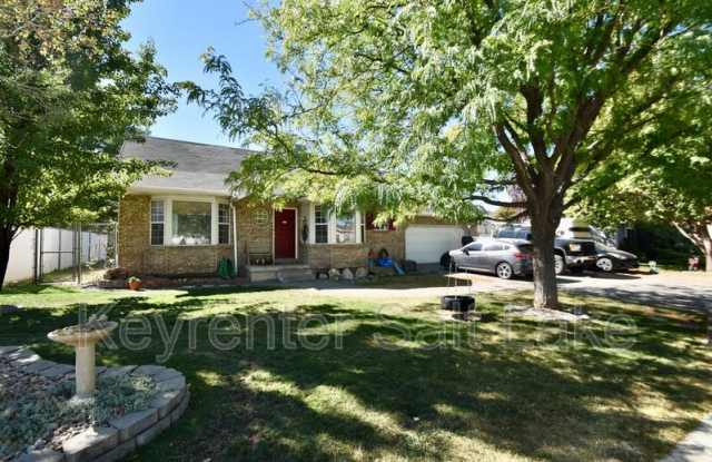 1227 W 1835 N photos photos