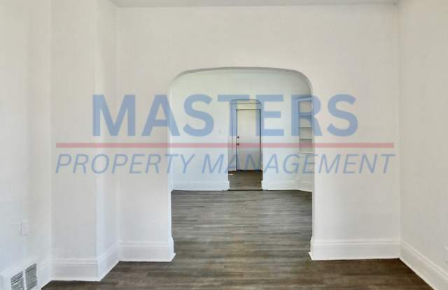 Charming Toledo Rental with Spacious Layout & Convenient Location Gallery 4