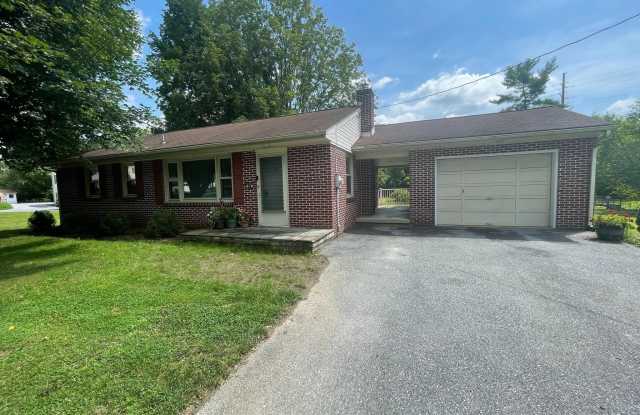 53 STRASBURG Pike photos photos