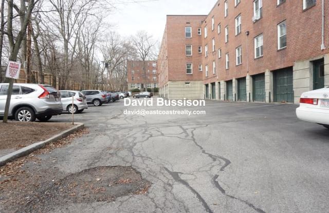 128 Beaconsfield Rd. - 128 Beaconsfield Road, Brookline, MA 02445