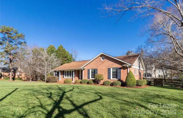 6618 Castlegate Drive - 6618 Castlegate Drive, Charlotte, NC 28226