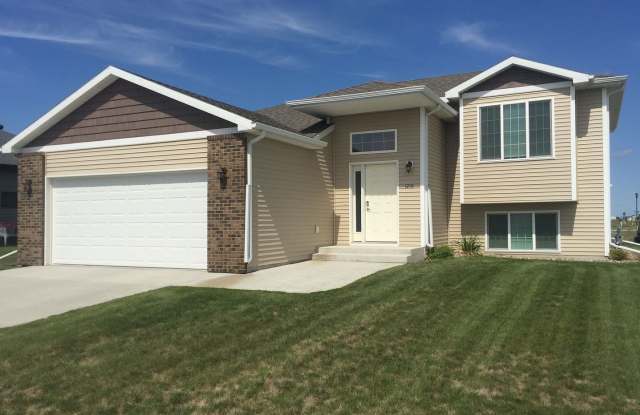 3 Bed 3 Bath Single Family Home photos photos