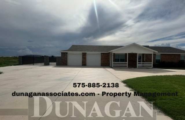 Fully Furnished 3 Bed 2 Bath photos photos