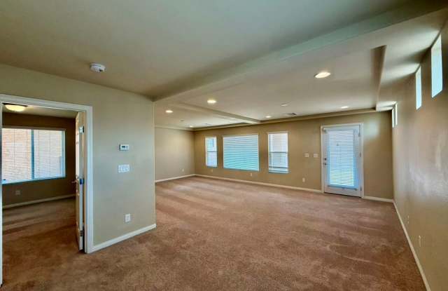 Beautiful house coming Gallery 4