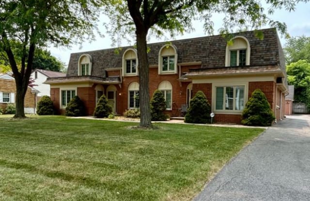 2406 Rockspring - 2406 Rockspring Road, Toledo, OH 43614