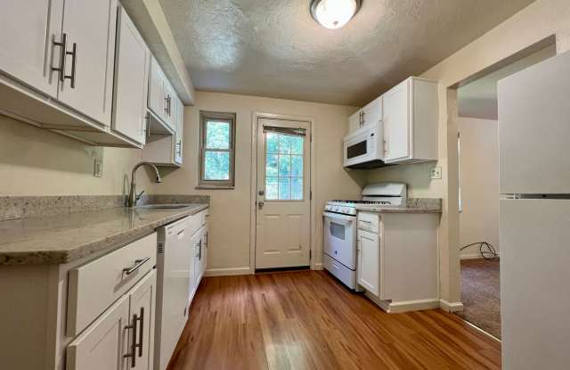 Beautiful 3-Bedroom Duplex in Castle Shannon! Back Yard, Central A/C & More! Call Today! photos photos Beautiful 3-Bedroom Duplex in Castle Shannon! Back Yard, Central A/C & More! Call Today! photos photos