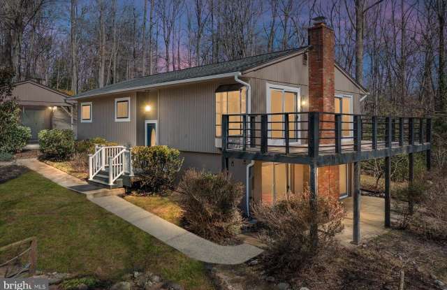 2891 SPRING LAKES Drive Gallery 1