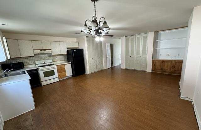 211 GAMBOCZ Court Gallery 3