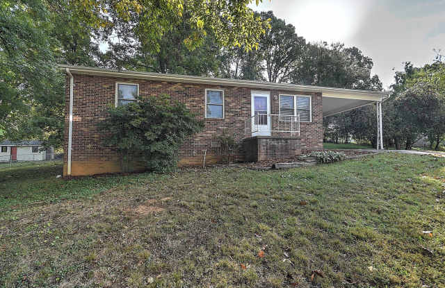1314 Baldridge Dr, Johnson City, TN 37604 Gallery 3