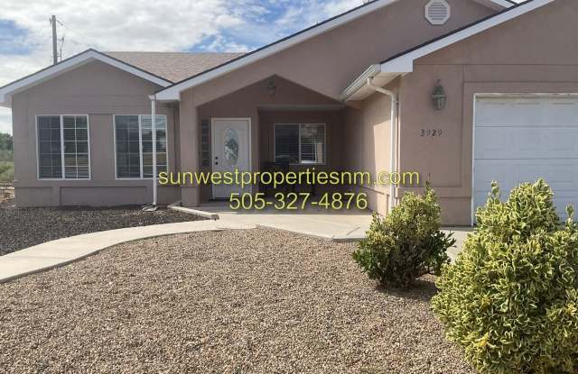 4 Bedroom, 2 Bath Home photos photos
